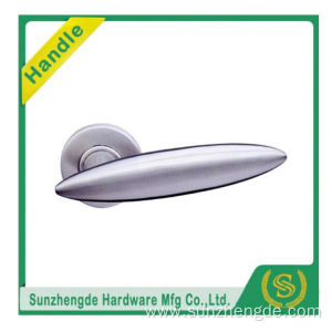 SZD STLH-006 New Product Curved Lever Door Handle On Round Rose Stainless Steel